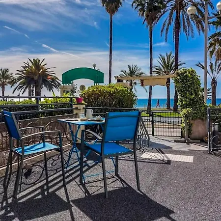 Flots D'azur Promenade Des 3* Ницца