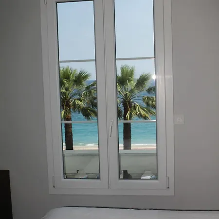 Otel Flots D'azur Promenade Des 3*